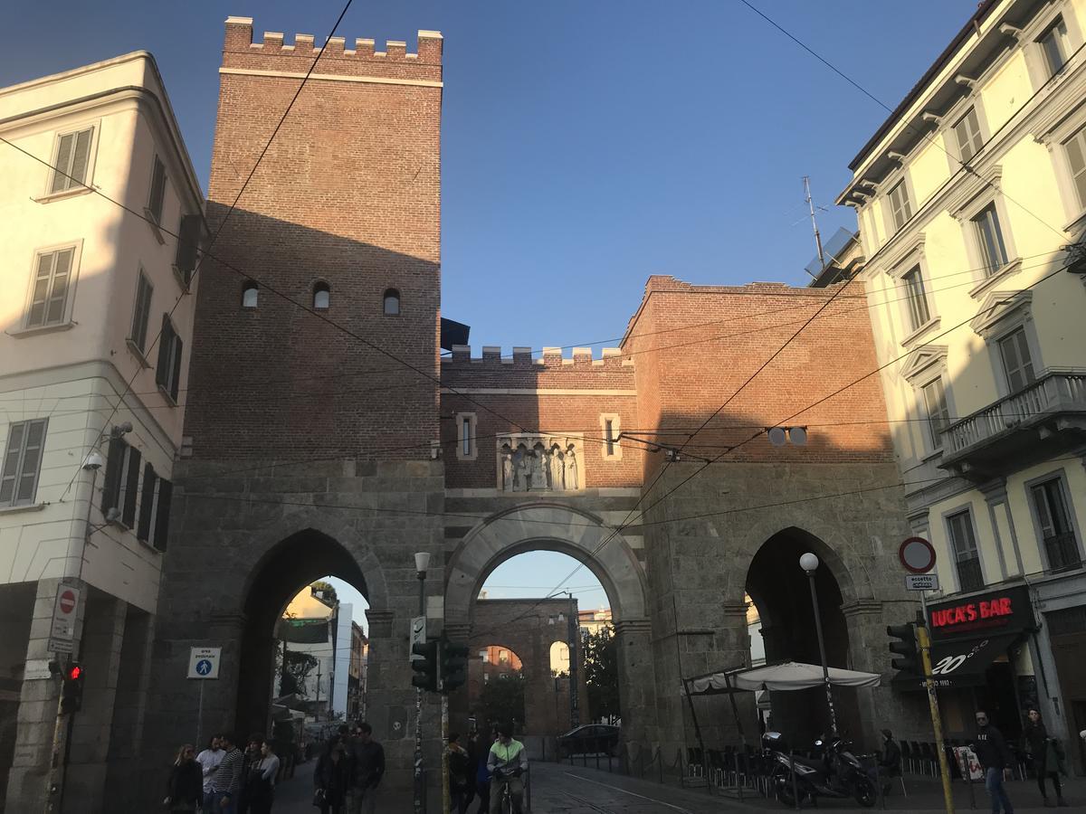 De Amicis Apartment Near Duomo Милан Экстерьер фото